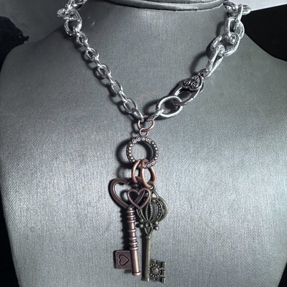 Key FOB Keys Lock Handmade Silver Necklace Choker Punk Rocker Gift NWT Steampunk - Picture 10 of 11